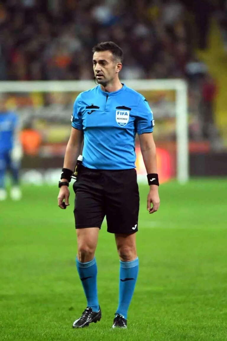 basaksehir-kayserispor-macini-saglam-yonetecek-gmCbnGjm.jpg