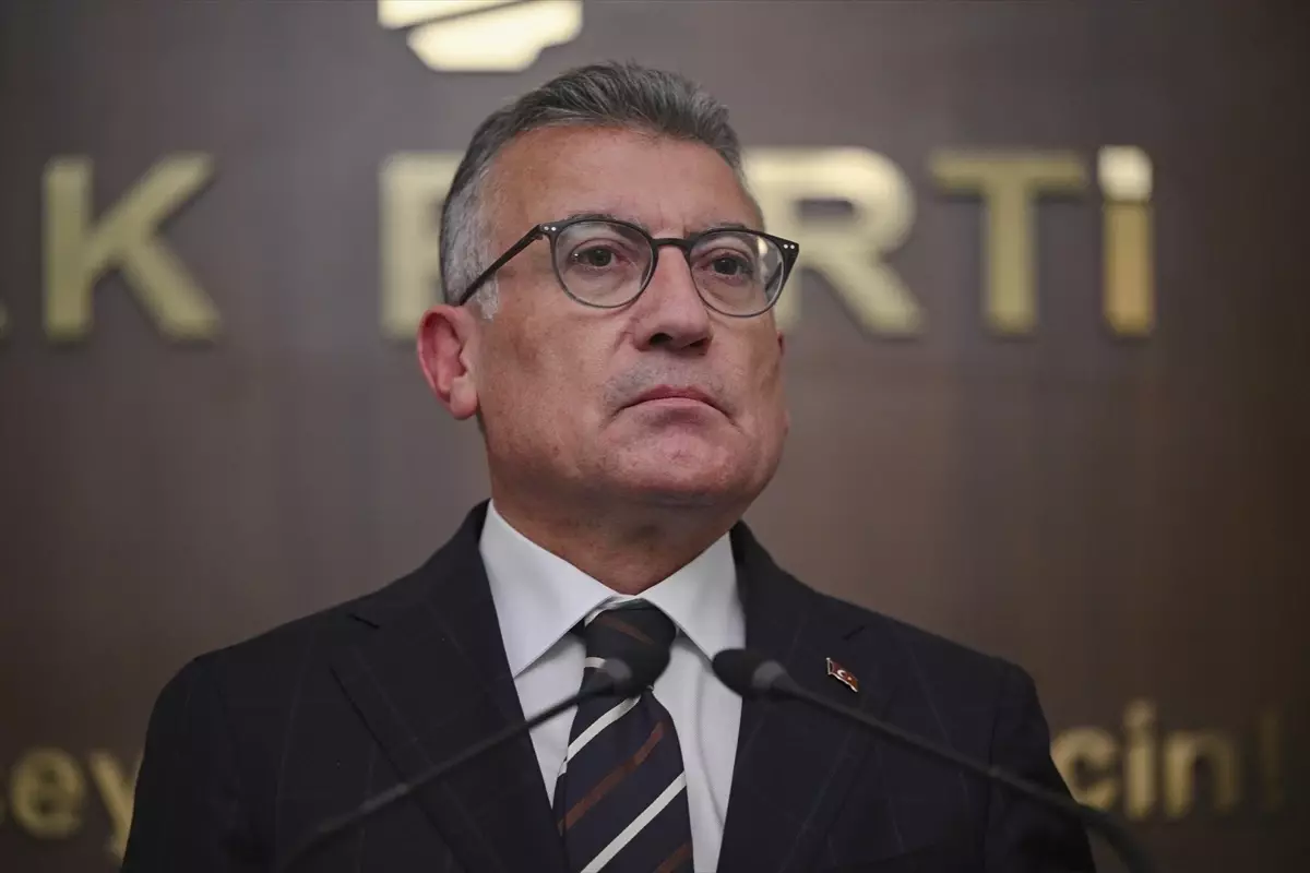 ak-parti-milli-parklar-turizm-ve-vakiflarla-ilgili-duzenlemeler-iceren-kanun-tekliflerini-tbmmye-sundu-SMmcmZ6I.jpg