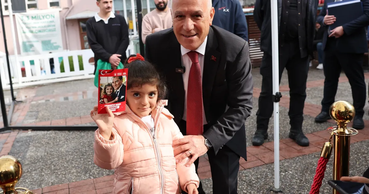 bursalilar ataturk ile ayni karede XROTRWM7.webp