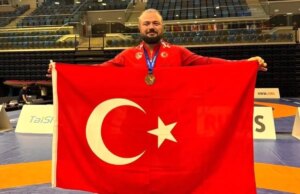 erzincanli guresci serhat saricicek dunya ucuncusu oldu UWQi6vK2.jpg