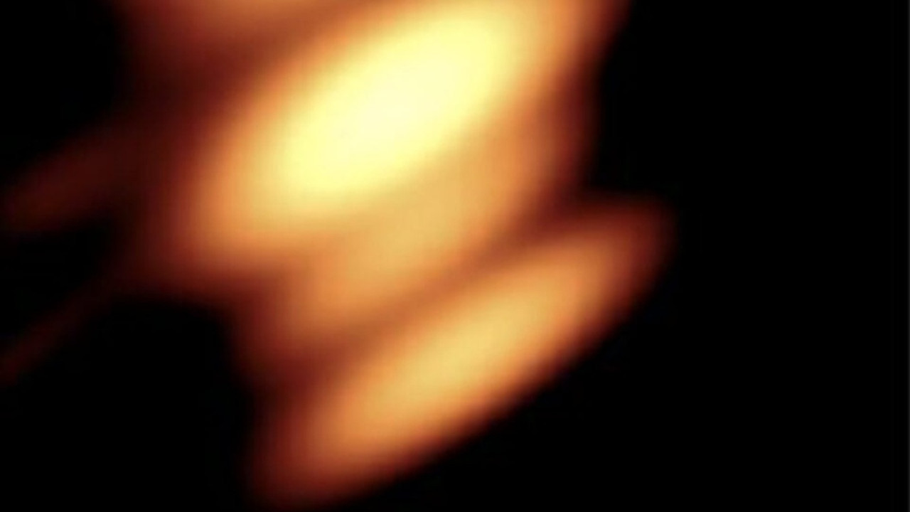 iki kara delik olumcul bir yorunge dansinda uwLJxOe6.jpg