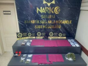 sakaryada 10 uyusturucu suphelisi yakalandi KCTug4jp.jpg
