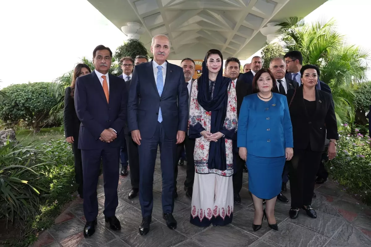 tbmm baskani numan kurtulmus pakistanda pencap eyaleti basbakani ile gorustu ypbIPyap.jpg