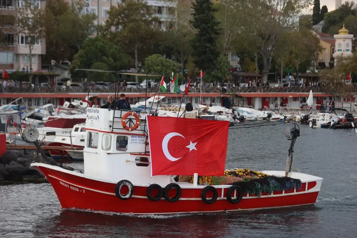 tekirdagda-gazzeye-destek-etkinligi-OyJCAOne.jpg