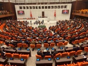 trafik cezalarinda artis ve yeni duzenlemeler tbmmde gorusuluyor O8ZTlkeb.jpg