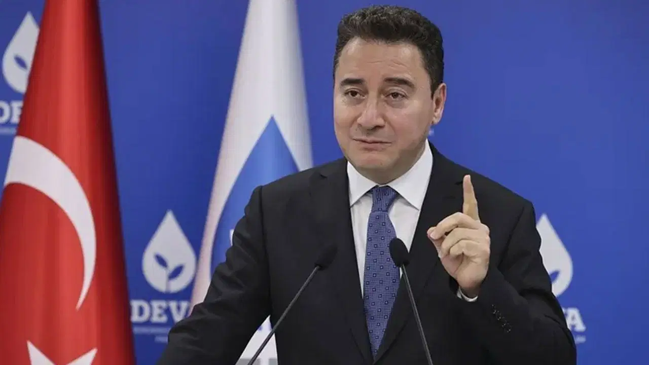 ali babacan bizim derdimiz iktidara gelince sunlari hapse tikayacagiz diye liste cikaranlarla N21444E5.jpg