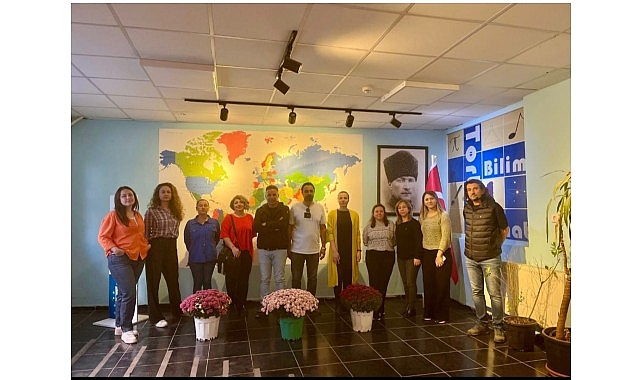 izmirde harezmi egitim modeli ogretmen egitimleri basladi fgkwJGx8.jpg