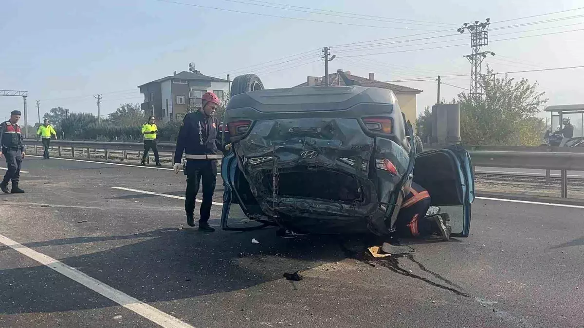 pamukovada otomobil takla atti 2 yarali KFtXbyrh.jpg