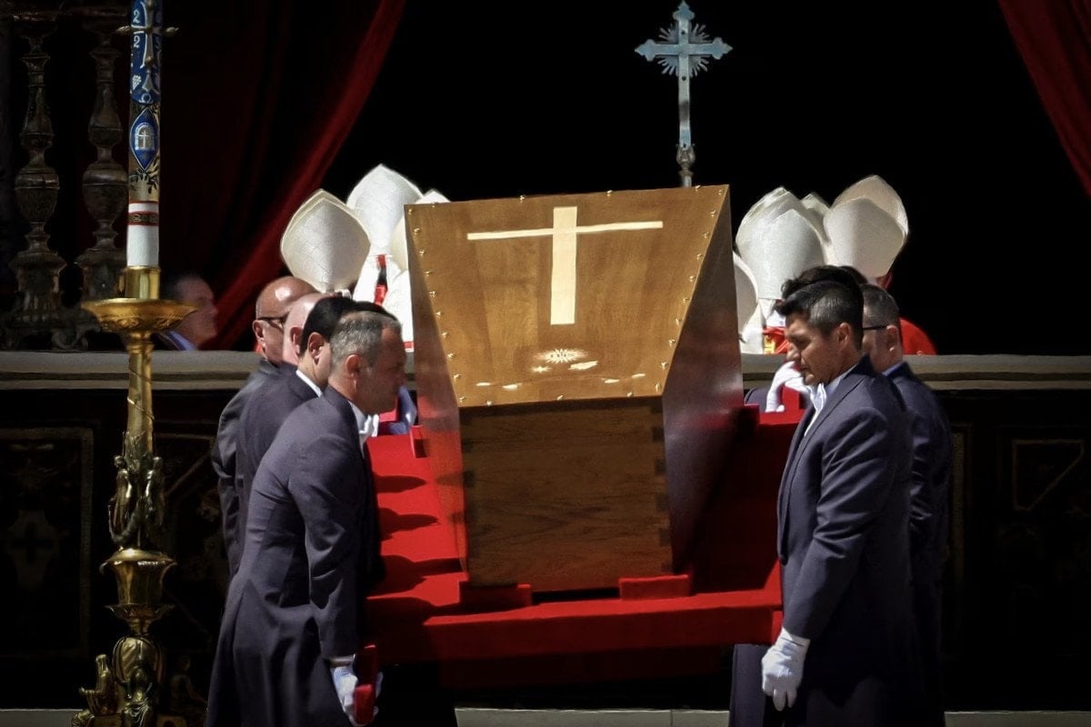 Papa Franciscus cenaze töreni