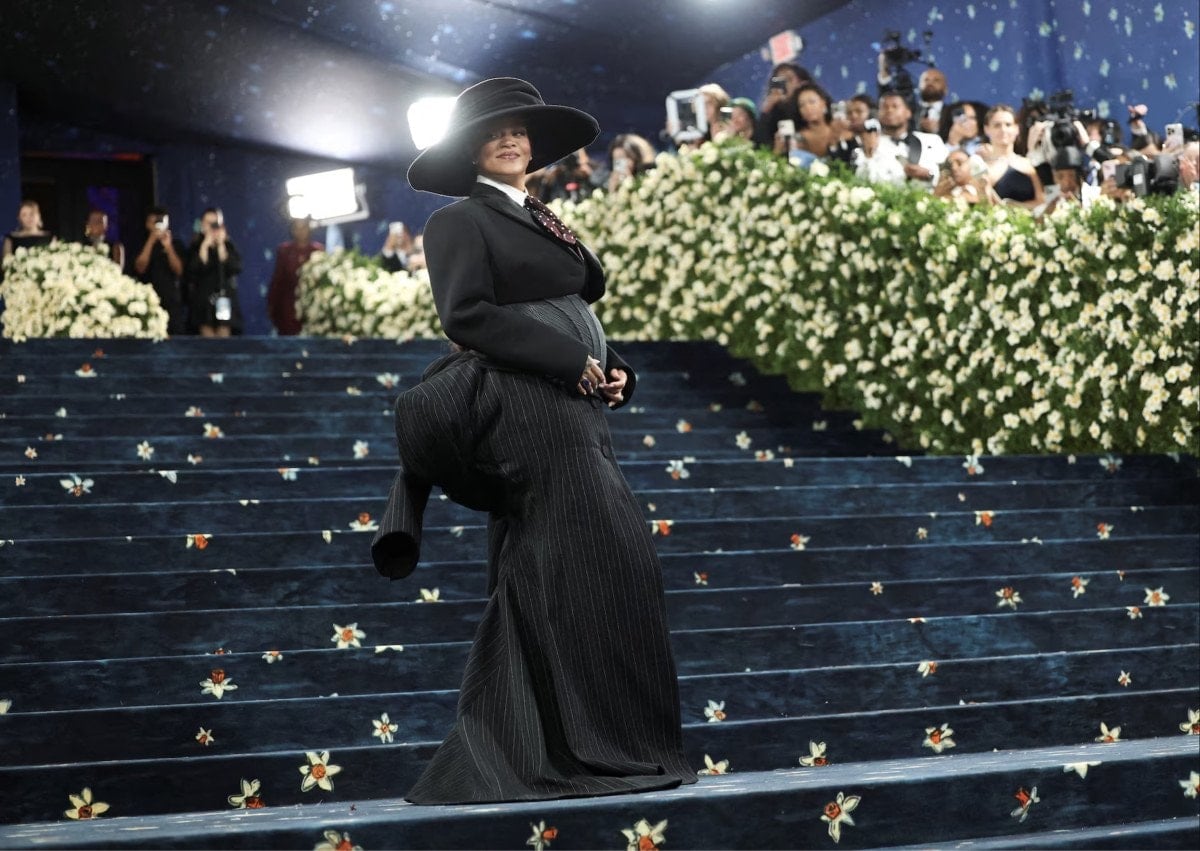 Rihanna Met Gala